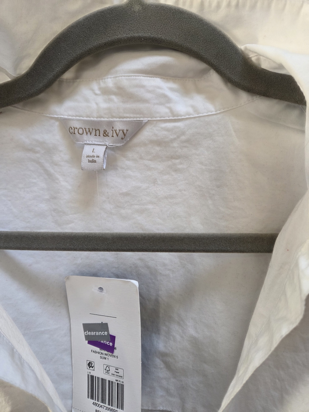 crown & ivy White Women's Button-Down Shirt